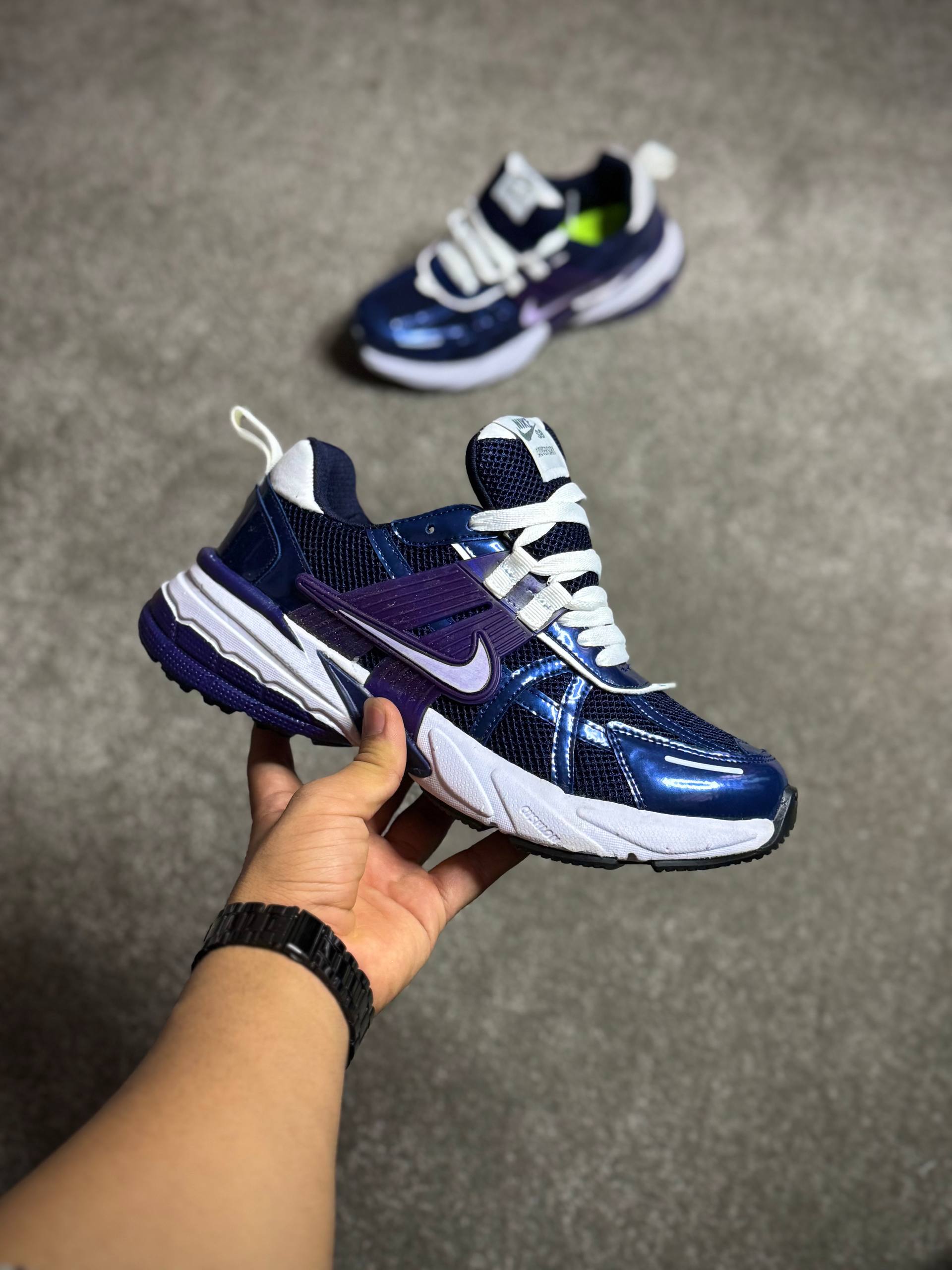 نایک v2k